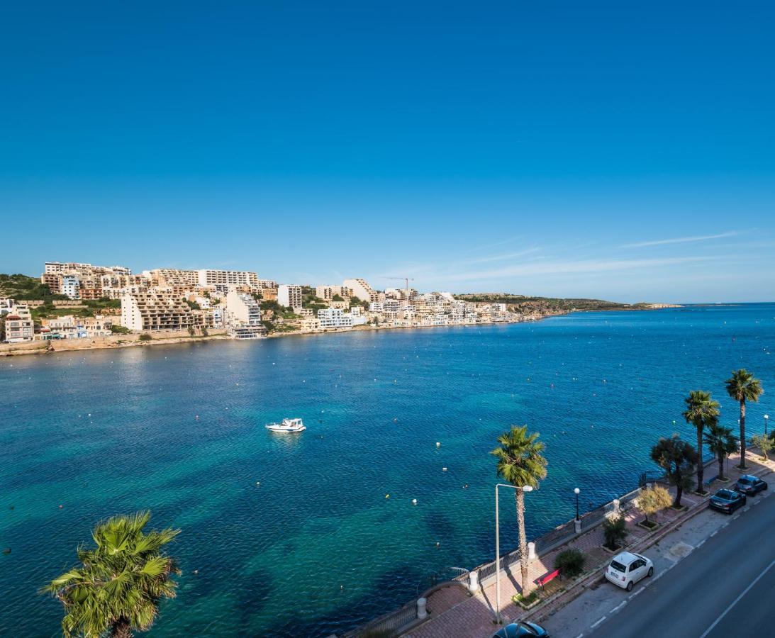 Blue Harbour 2 Bedroom Seafront Apartments With Stunning Seaviews - By Getawaysmalta セント・ポールズ・ベイ エクステリア 写真